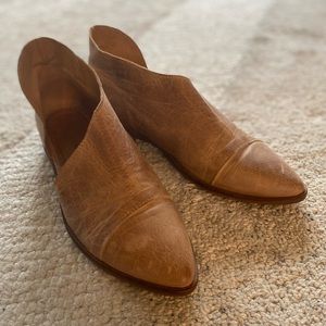 Free People Royale D’Orsay Leather Cut Out Flats in Canary Size 39 (9) CP